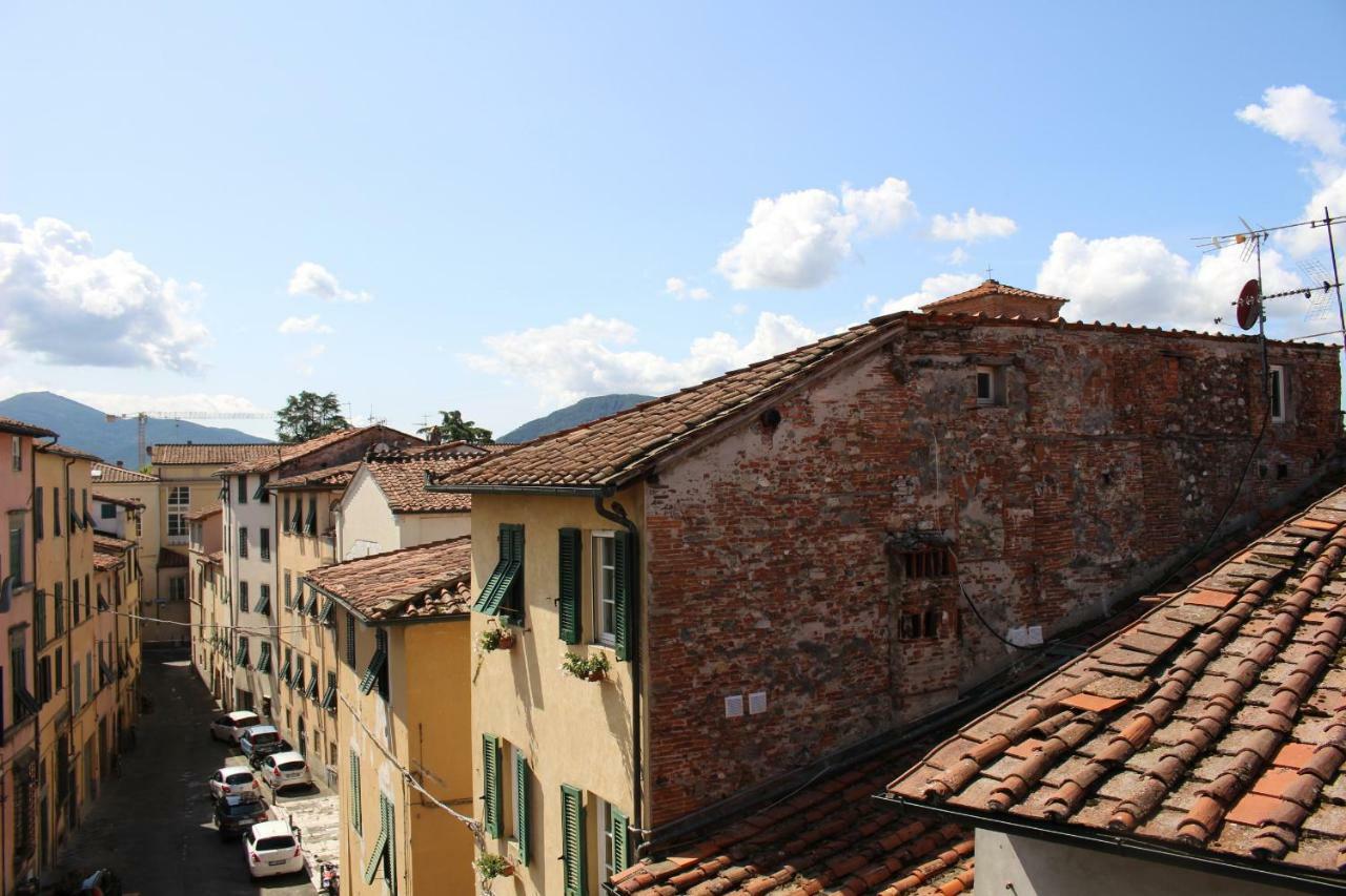 Delizioso Appartamento Centro Storico Lucca Comics Exteriör bild